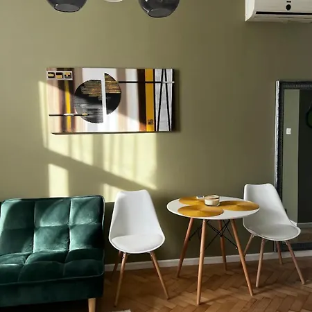 شقة Victoriei Square By David