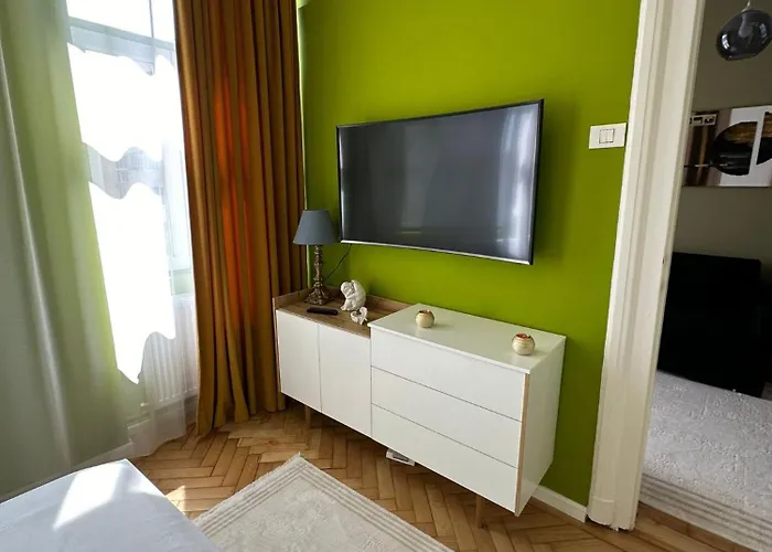 Victoriei Square By David شقة