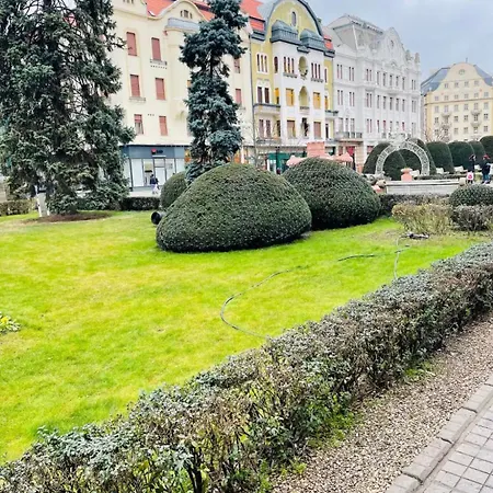 Victoriei Square By David דירה